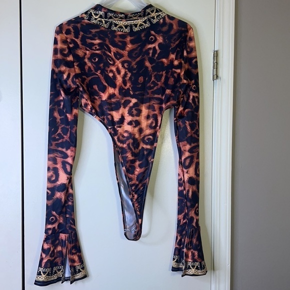 BRAND NEW OUTFIT SIZE XLarge - Picture 3 of 5